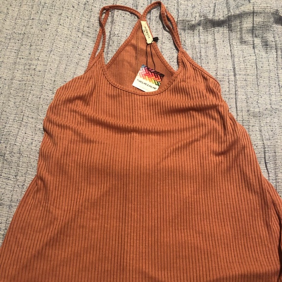 Promesa Rust Ribbed Tank - Picture 2 of 8